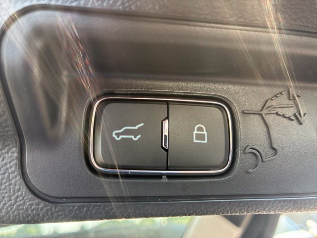 New 2026 Ford Explorer Active w/ Active Comfort Package AWD/4WD image 9