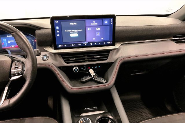 Used 2025 Ford Explorer ST-Line w/ ST-Line Street Pack AWD/4WD image 7