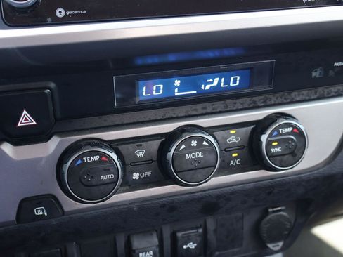 Used 2023 Toyota Tacoma SR5 RWD image 21