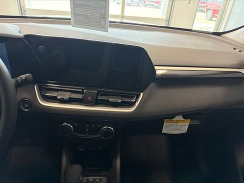 New 2026 Chevrolet TrailBlazer LT w/ Convenience Package AWD/4WD image 31