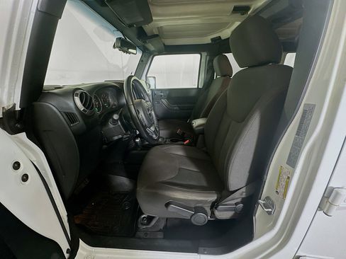 Used 2017 Jeep Wrangler Unlimited Sport w/ Quick Order Package 24S image 13