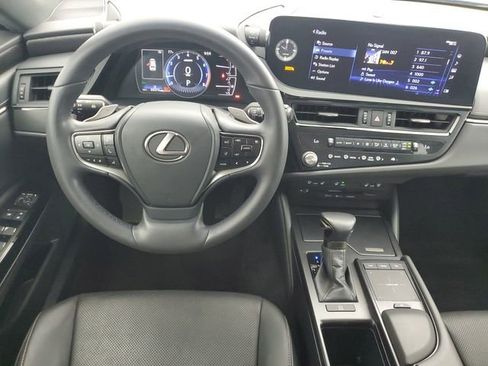 Used 2022 Lexus ES 250 w/ Premium Package image 17