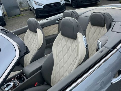 Used 2013 Bentley Continental GT image 21