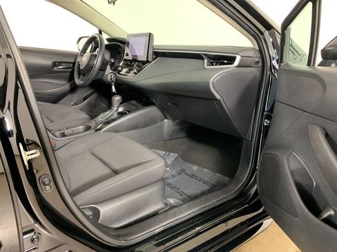 Used 2023 Toyota Corolla LE image 36