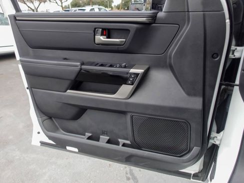 Used 2024 Toyota Tundra Limited image 25