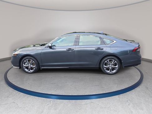 Used 2024 Honda Accord EX-L image 8