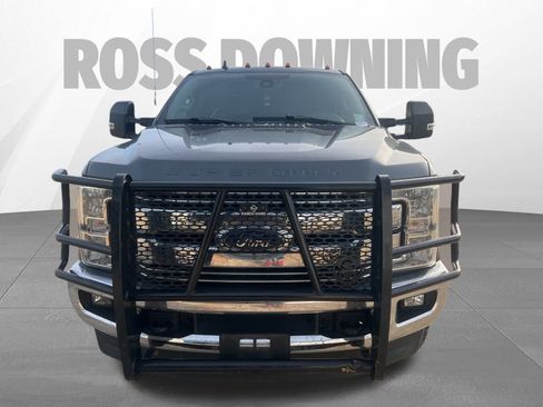Used 2019 Ford F350 Lariat w/ Lariat Ultimate Package image 2