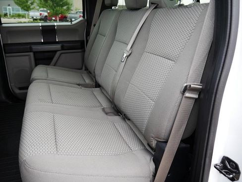 Used 2016 Ford F150 XLT AWD/4WD image 16