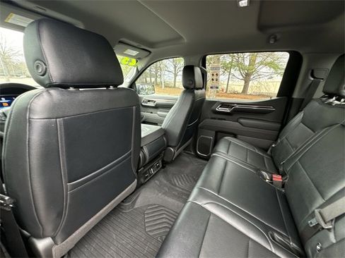 Used 2023 Chevrolet Silverado 1500 RST w/ Z71 Off-Road Package image 24