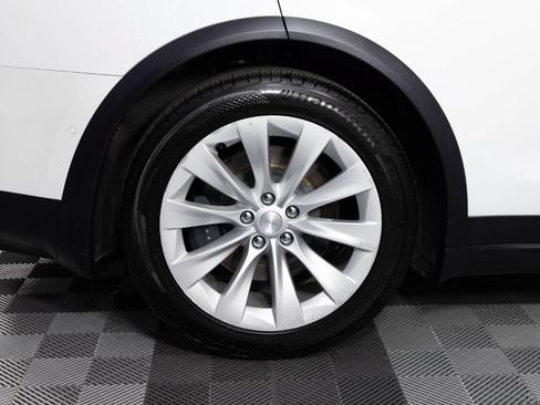 Used 2021 Tesla Model X Long Range AWD/4WD image 43