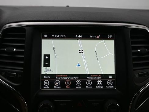 Used 2018 Jeep Grand Cherokee Limited image 13