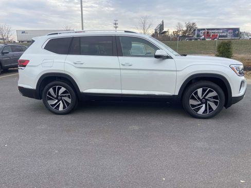 New 2026 Volkswagen Atlas SEL AWD/4WD image 10