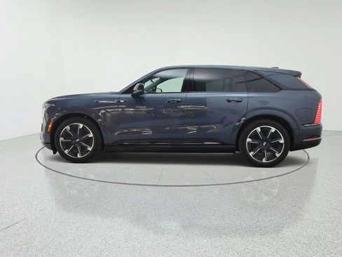 Used 2026 Cadillac Escalade IQ Sport 1 AWD/4WD image 8