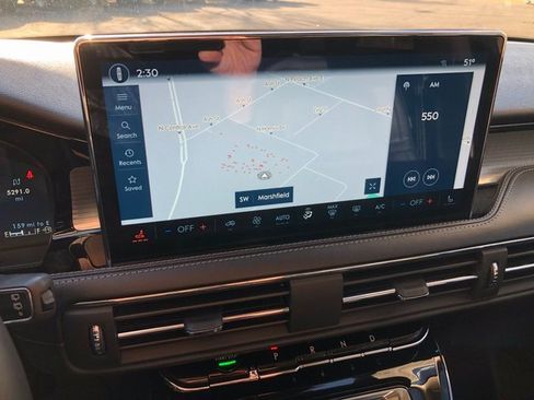 Used 2023 Lincoln Corsair AWD w/ Rear Removable Package Tray image 11