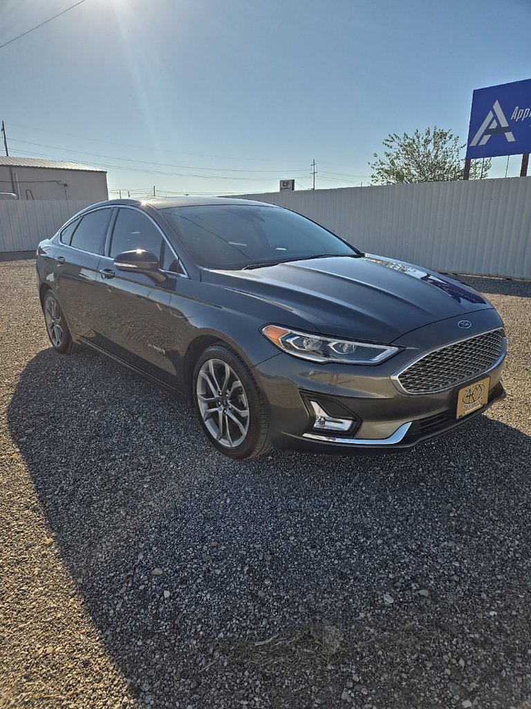 Used 2019 Ford Fusion Titanium FWD image 1