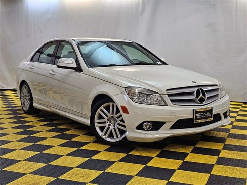 Used 2009 Mercedes-Benz C 300 Sedan image 1