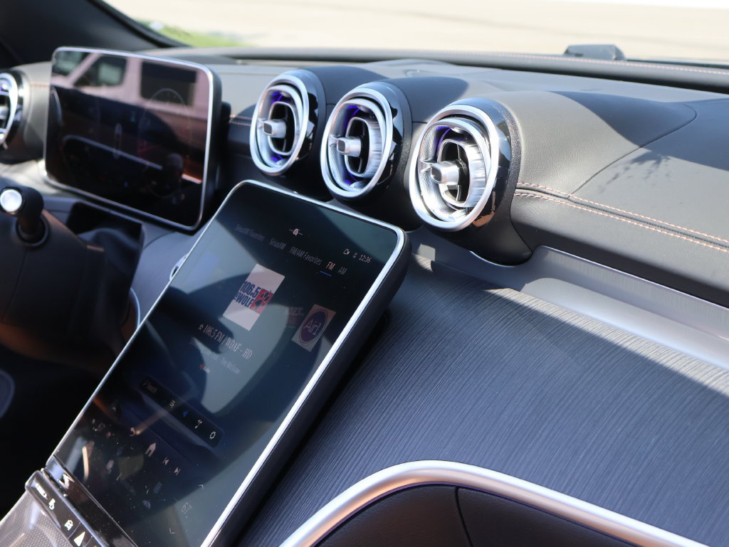 New 2027 Mercedes-Benz CLE 450 4MATIC Cabriolet image 9