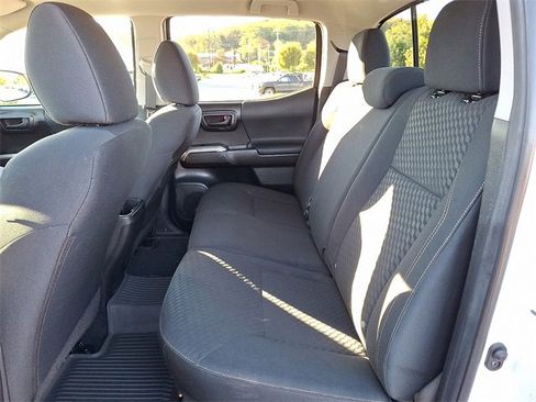 Certified 2023 Toyota Tacoma 4x4 Double Cab image 10