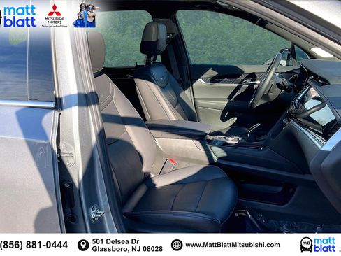 Used 2025 Cadillac XT6 Premium Luxury image 8