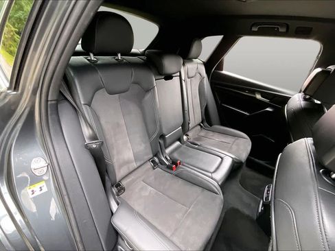 Used 2022 Audi SQ5 Premium w/ Convenience Package AWD/4WD image 18