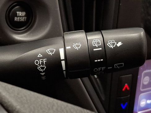 Used 2024 Subaru Crosstrek 2.0i w/ Crosstrek Mirror Package image 26