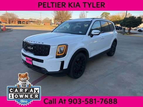 Used 2022 Kia Telluride SX w/ SX Prestige Package image 3