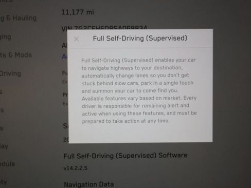 Used 2025 Tesla Cybertruck AWD Crew Cab image 11