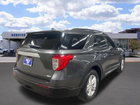 Used 2020 Ford Explorer XLT w/ Class III Trailer Tow Package image 3