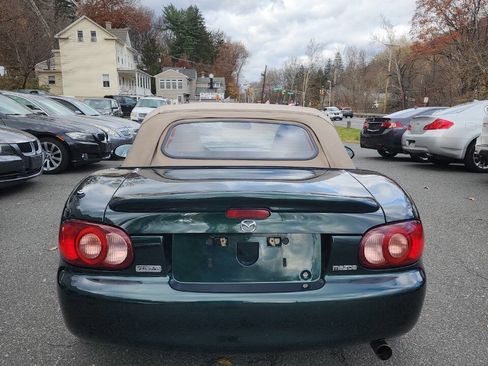 Used 2003 MAZDA MX-5 Miata LS image 9