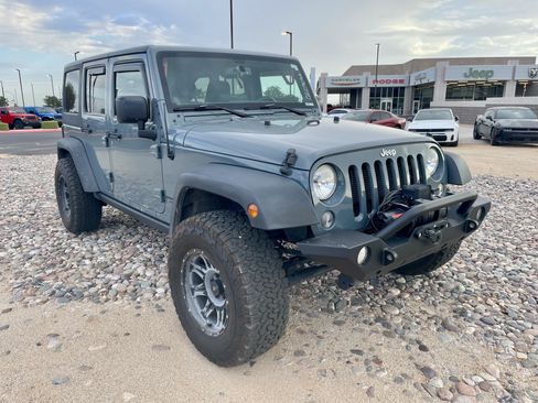 Used 2014 Jeep Wrangler Unlimited Sport w/ Quick Order Package 24S AWD/4WD image 7