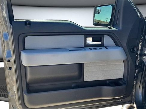 Used 2013 Ford F150 XLT w/ Mid Equipment Group AWD/4WD image 19