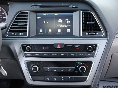 Used 2016 Hyundai Sonata SE image 26