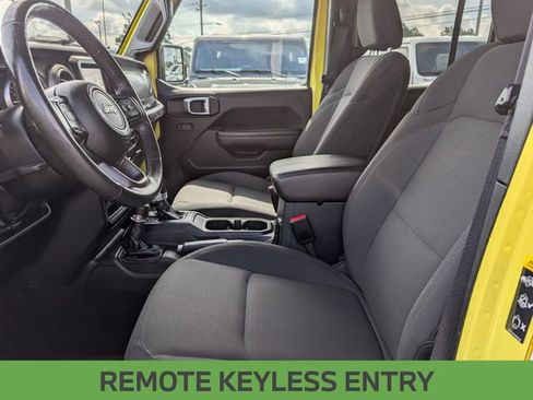 Used 2023 Jeep Wrangler Unlimited w/ Cold Weather Group AWD/4WD image 16