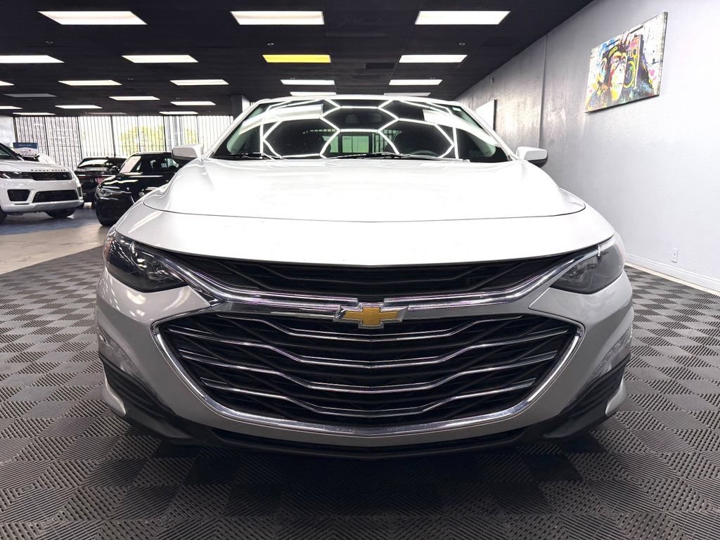 Used 2022 Chevrolet Malibu LT FWD image 4