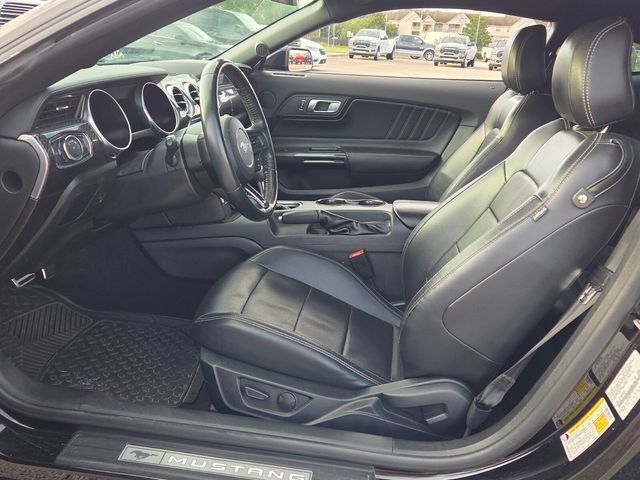 Used 2023 Ford Mustang Premium RWD image 3