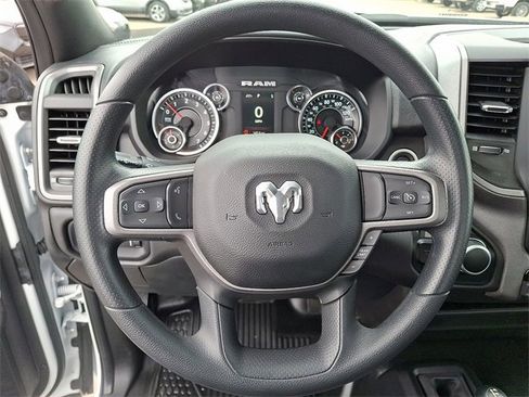 Used 2024 RAM 2500 Tradesman w/ Chrome Appearance Group image 13