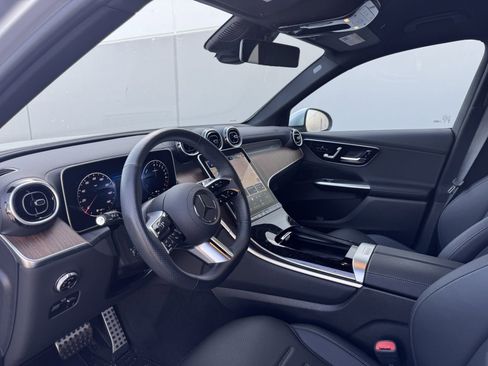Used 2025 Mercedes-Benz GLC 350e GLC 350e image 7