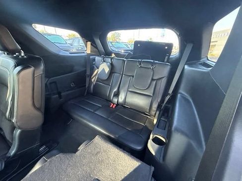Certified 2023 Ford Explorer ST-Line w/ Class IV Trailer Tow Package AWD/4WD image 17