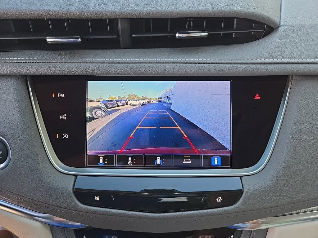 Certified 2023 Cadillac XT5 Premium Luxury w/ Technology Package FWD image 27