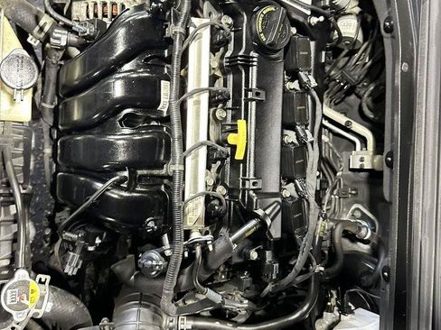 Used 2017 Hyundai Elantra Value Edition FWD image 39