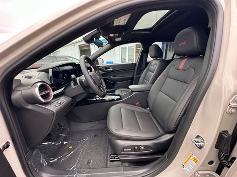 New 2026 Chevrolet Trax RS w/ Sunroof Package FWD image 12