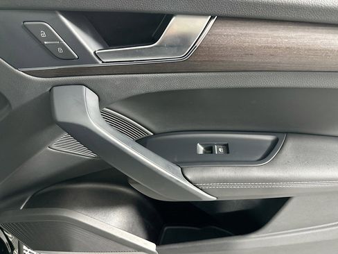 Used 2023 Audi Q5 Premium Plus w/ Premium Plus Package image 22