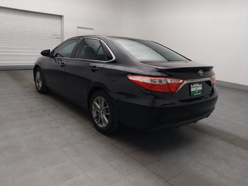 Used 2017 Toyota Camry SE FWD image 3