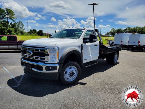 New 2025 Ford F450 XL w/ XL Chrome Package AWD/4WD image 2