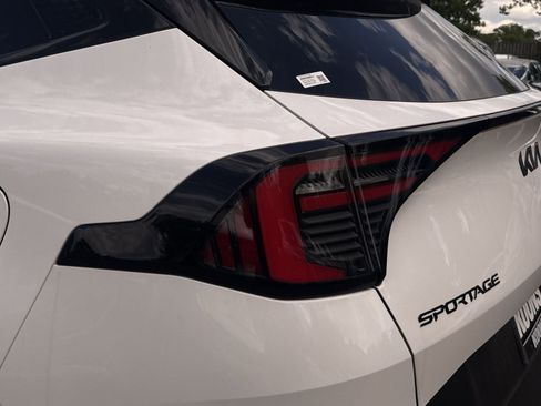New 2026 Kia Sportage X-Line AWD/4WD image 23
