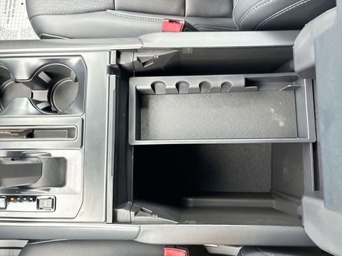 New 2025 Ford F150 Lariat w/ Equipment Group 501A Mid image 39