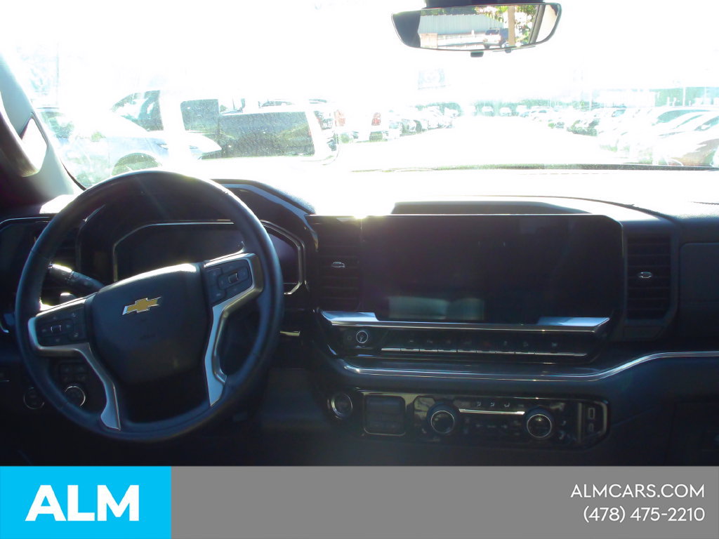 Used 2024 Chevrolet Silverado 1500 LTZ AWD/4WD image 36