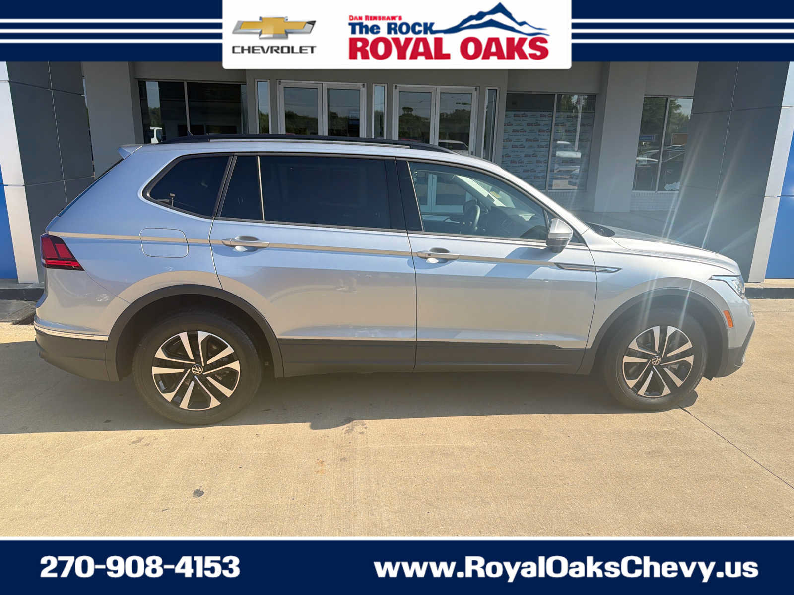 Used 2023 Volkswagen Tiguan S FWD image 7