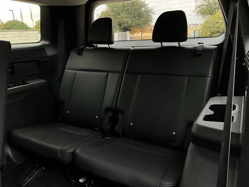 Used 2025 Hyundai Santa Fe SEL image 13