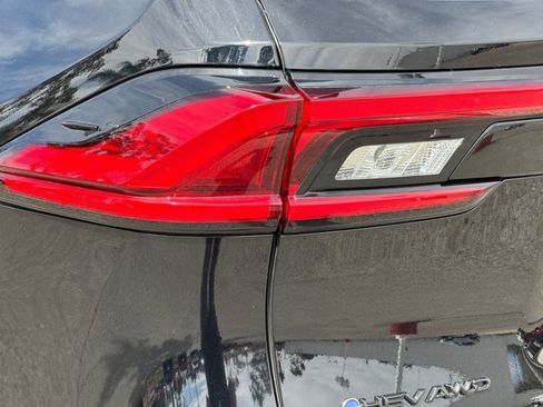 Used 2024 Toyota Grand Highlander Limited image 26